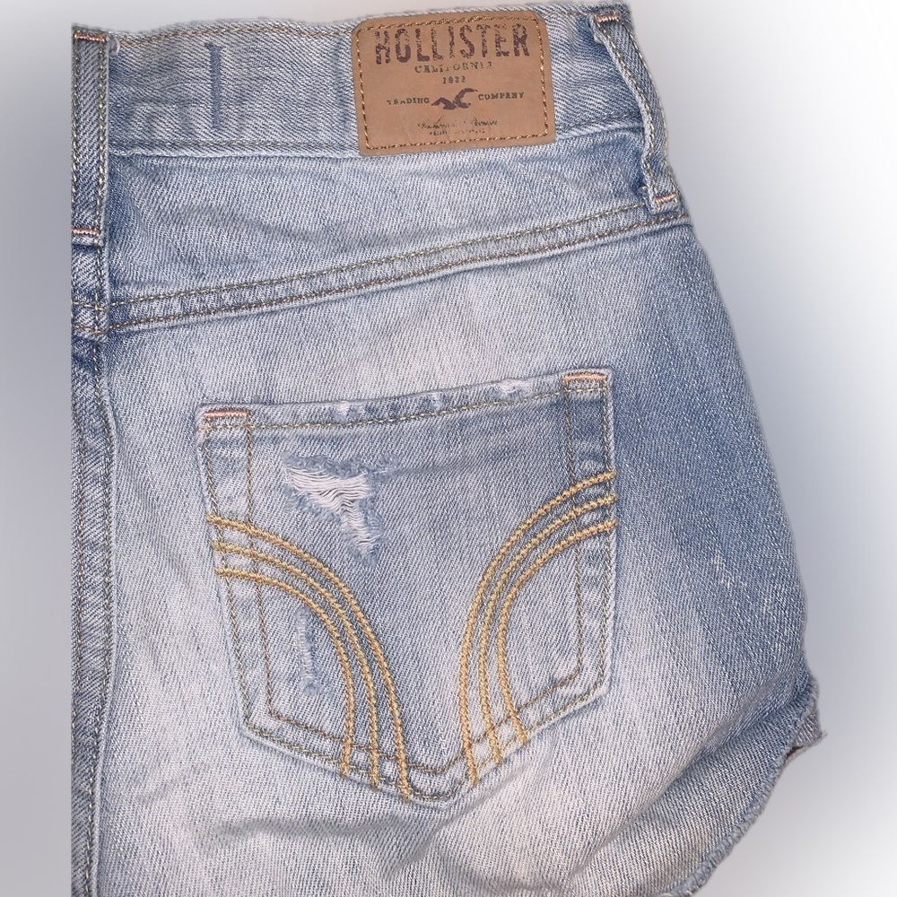 Hollister Y2K Light Blue Distressed Cuffed Denim Jean Short Shorts 0 24 - Picture 9 of 9